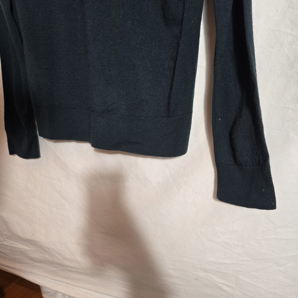 Club Monaco Women's green Sweater - Picture 5 of 6